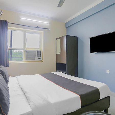 ניו דלהי Collection O A3S Lodge Near Dilli Haat Ina מראה חיצוני תמונה