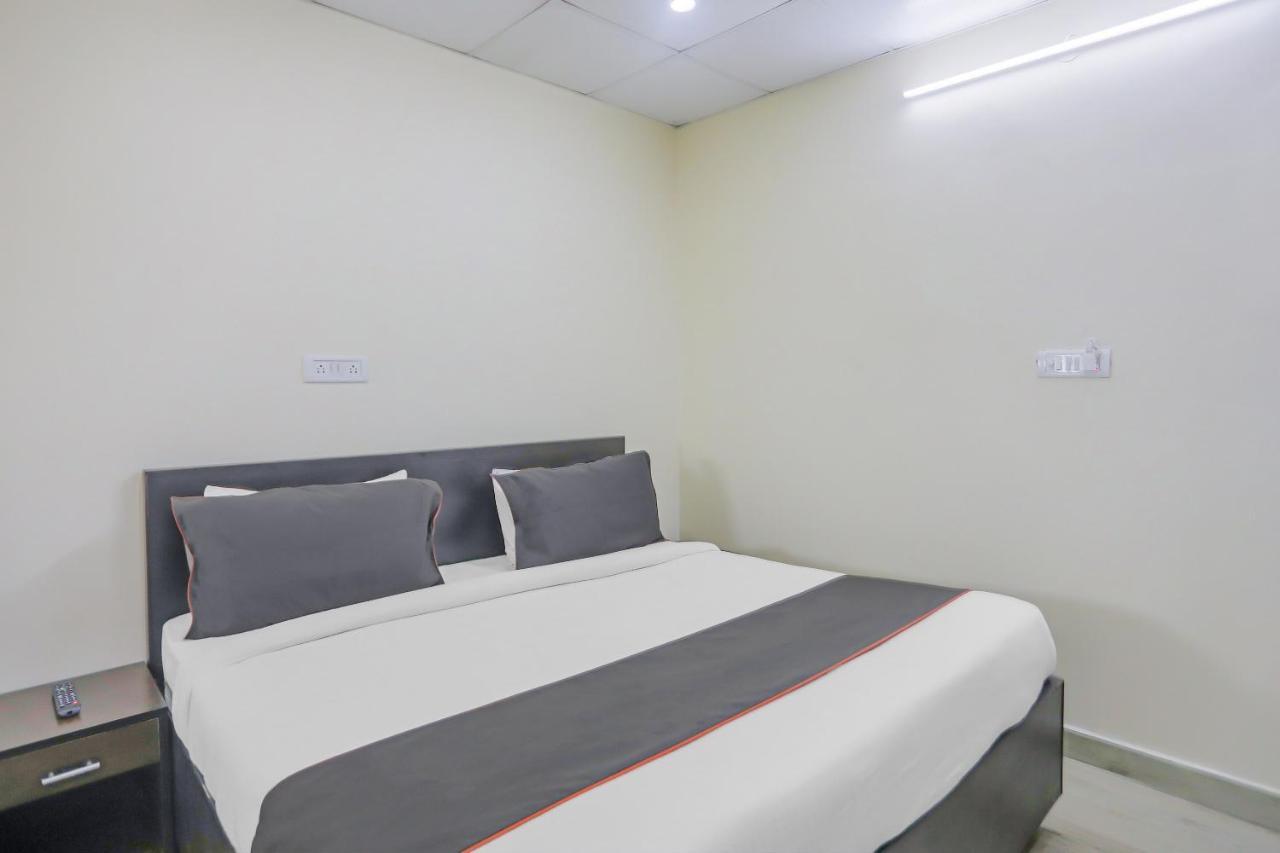ניו דלהי Collection O A3S Lodge Near Dilli Haat Ina מראה חיצוני תמונה