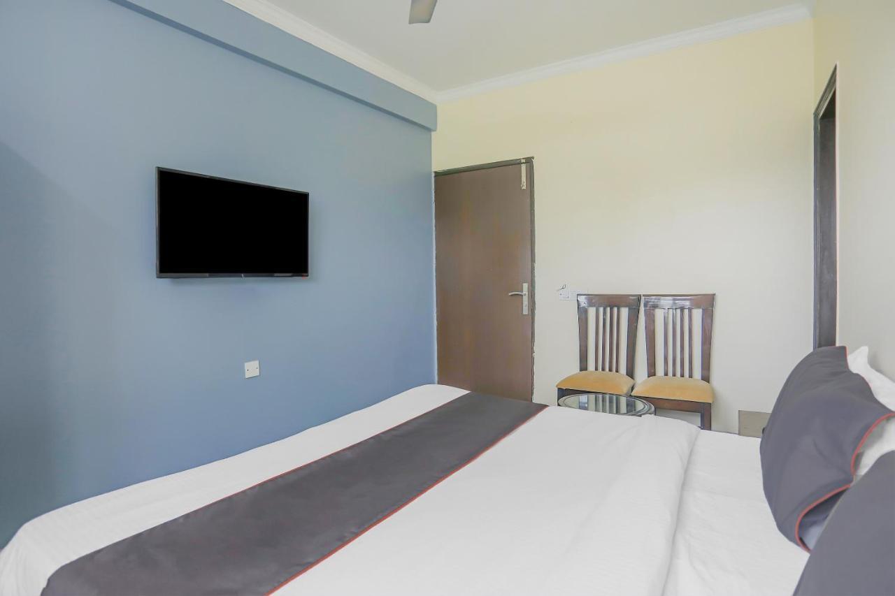 ניו דלהי Collection O A3S Lodge Near Dilli Haat Ina מראה חיצוני תמונה